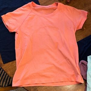 Lululemon Coral Tee
